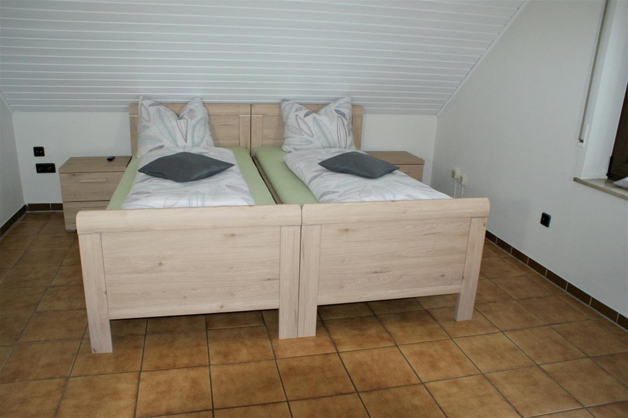 Haus "Zwischen Den Waeldern" Lägenhet Allenbach Exteriör bild